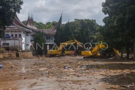 Penanganan pascabencana di Solok