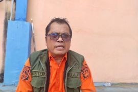 BPBD salurkan 187.300 liter air bersih bagi 568 keluarga di Kendari