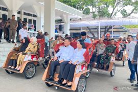 Wabup Garut ungkap bantuan becak listrik untuk menunjang pariwisata