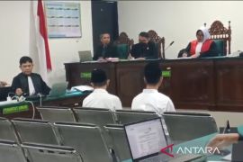 Bupati Rejang Lebong nonaktif akui terima Rp550 juta di persidangan