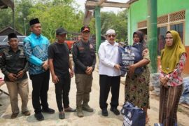 Pemkab Banjar bantu warga terdampak puting beliung