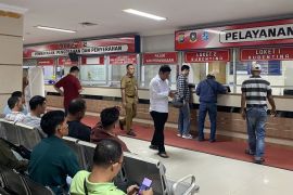 Kepri berikan hadiah 12 motor bagi wajib pajak yang patuh