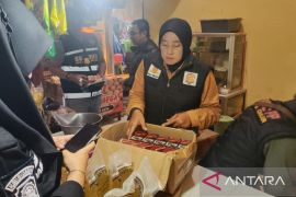 Satpol PP Cianjur menyita 7.000 batang rokok ilegal di 3 kecamatan