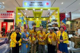 Dekranasda Jayapura perkenalkan batik Port Numbay di ajang Kriyanusa