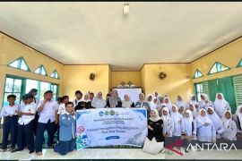 Edukasi pencegahan penyalahgunaan obat, Tim PkM Unbrah perkuat literasi obat aman bagi remaja