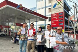 Dishub Pontianak batasi antrean solar subsidi di badan jalan