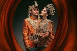 Prewedding Asnawi dan Yuriska tampil elegan berbalut adat Makassar