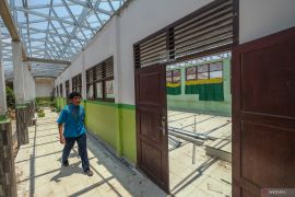 Program revitalisasi sekolah di Sultra
