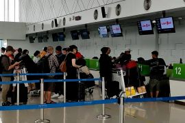 Bandara Ahmad Yani Semarang beroperasi 24 jam, imbas penutupan Soetta