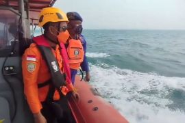 Basarnas kerahkan dua RIB cari jurnalis hilang kontak di Selat Sunda