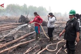 UPR dan Polda Kalteng uji Shabondama untuk padamkan karhutla