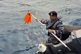 Pencarian jurnalis hilang, tim SAR kembali temukan life jacket