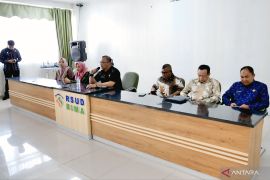Pemkab Bima meminta manajemen RSUD jaga layanan kesehatan 24 jam