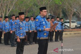 Bupati Bangka Barat ajak warga perkuat gotong royong