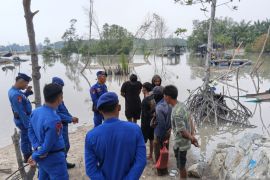 Satpolairud Polres Bangka perketat pengawasan Sungai Kampung Pasir
