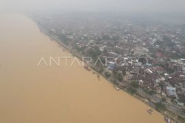 Kabut asap bertambah pekat di Jambi