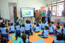 Bali school revitalization boosts economy