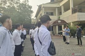 Bang Rizal lepas 36 Laskar Gerindra HST ikuti diklat tingkatkan kapasitas kader