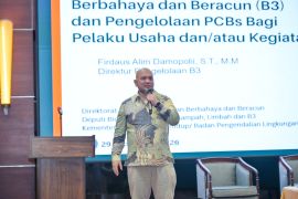 Ministry urges strict B3 waste compliance to industry