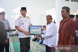 Gubernur minta alsintan dimanfaatkan untuk percepat pengolahan lahan