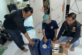 Polres Malang gencarkan razia demi putus peredaran miras ilegal