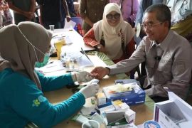 Kutim dekatkan dokter spesialis layani warga di wilayah terpencil