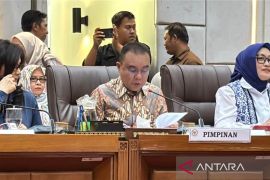 DPR hormati putusan MK soal ijazah SMA Gibran