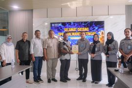 DPRD Halteng dan Kemenkum Malut bahas 5 Ranperda Pondok Pesantren sampai transformasi digital