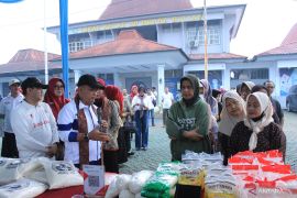 Kakanwil Ditjenpas Jambi hadiri gerakan pangan murah di Lapas Muara Bulian hadirkan produk UMKM dan hasil ketahanan pangan