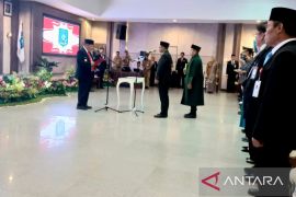 Gubernur Hidayat Arsani lantik Fery Afryanto sebagai Sekda Babel