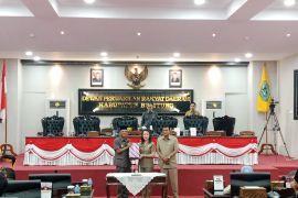 Bupati Belitung sampaikan nota pengantar raperda APBD 2027