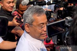 Menkeu: Penerimaan bea cukai capai Rp240,28 triliun per September