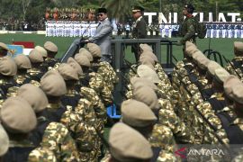 Presiden Prabowo minta TNI utamakan prestasi, bukan senioritas