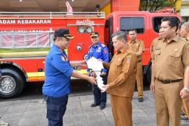 Pemkab Agam tambah dua armada Damkar perkuat penanganan kebakaran