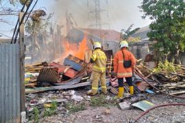 BPBD Tangerang jadikan pelajar agen kampanye larangan bakar sampah