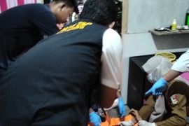 Polisi selidiki kasus kematian satu keluarga di Tulang Bawang