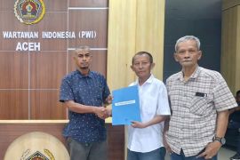 Muhammad Saman jadi pendaftar pertama bakal calon Ketua PWI Aceh