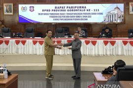 Gubernur Gorontalo dorong perizinan usaha lebih mudah dan cepat