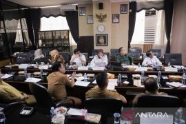 DPRD Kalsel inginkan pemerataan fasilitas keagamaan dan pendidikan