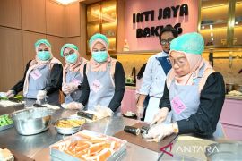 Dharma wanita Sumut  dukung pelatihan olah makanan dan camilan sehat