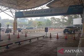 Penerbangan di Bandara Jambi kembali terganggu akibat kabut asap