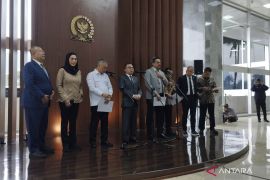 DPR: 3 kementerian akan bentuk forum komunikasi jalankan Perpres Ojol