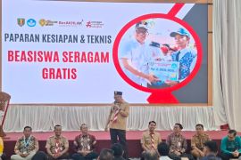 Disdik Tabalong siapkan dana Rp13,5 miliar untuk seragam gratis