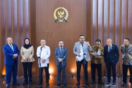 Menteri UMKM sebut pengemudi ojol tetap berstatus mitra