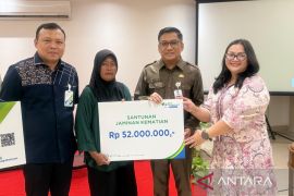 BPJS Ketenagakerjaan Cikarang serahkan santunan JKM perkuat sinergi CSR