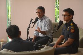 Bea Cukai Belawan edukasi masyarakat melalui Talkshow dan Campus Goes to Customs