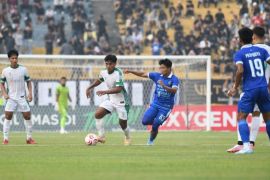 Bermain dengan 10 pemain, PSMS takluk 1-2 dari PSPS