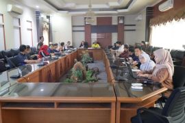 Wabup HSU bahas pengembangan polder penanganan banjir