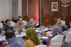 Pemerintah perjelas pembagian kewenangan reforma agraria