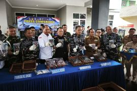 TNI AL amankan 4.364 kartrid vape terindikasi narkotika di Bakauheni